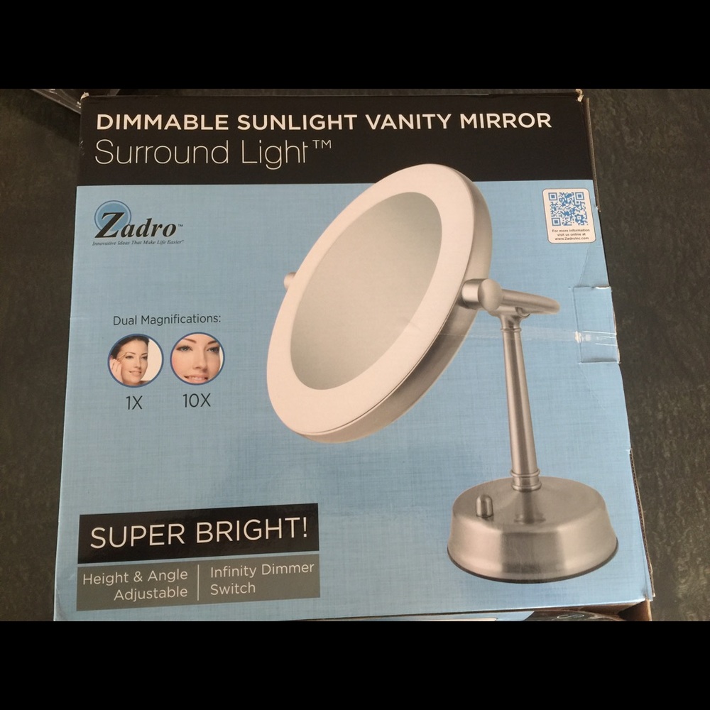 Dimmable Vanity Mirror