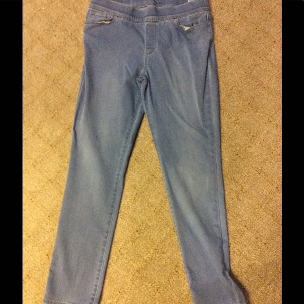 Levi's Pull On Jeans ❤️😘❤️