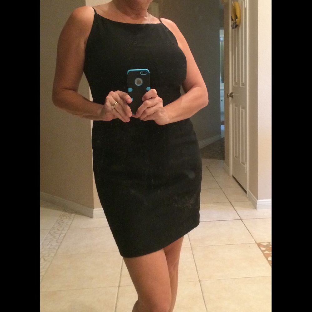 Laundry by Shelli Segall Little Black Dress