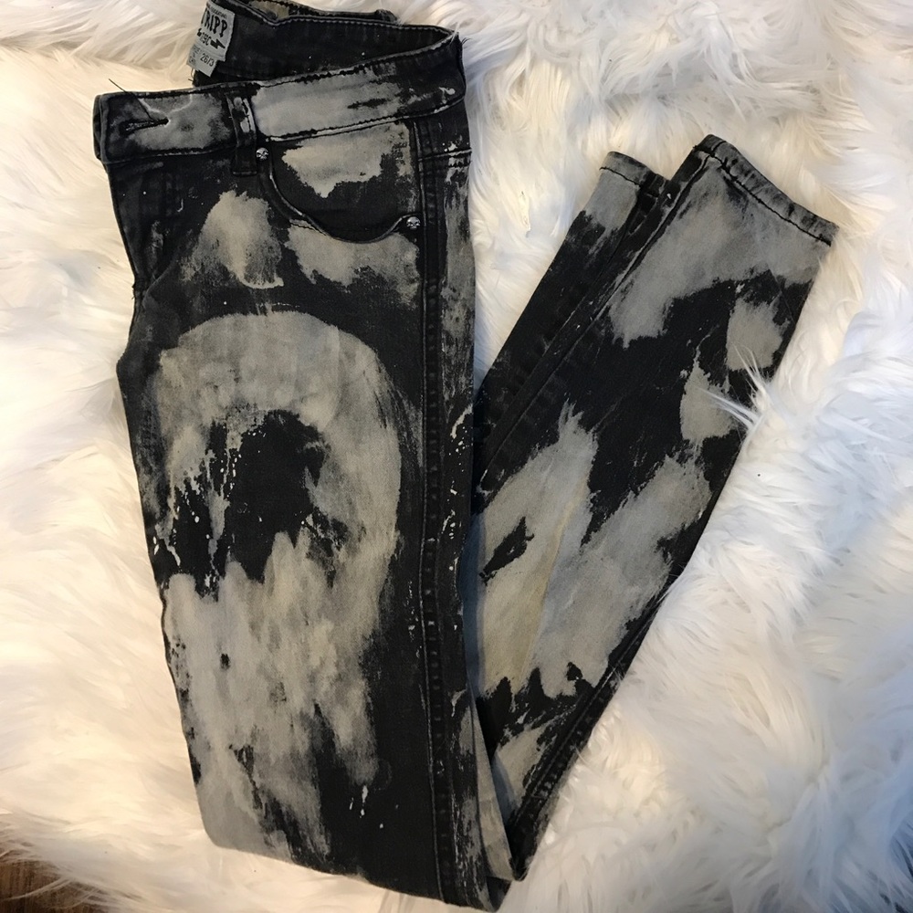 Distressed Skinny Jeans