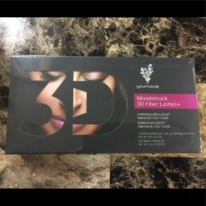 Younique 3D fiber lash