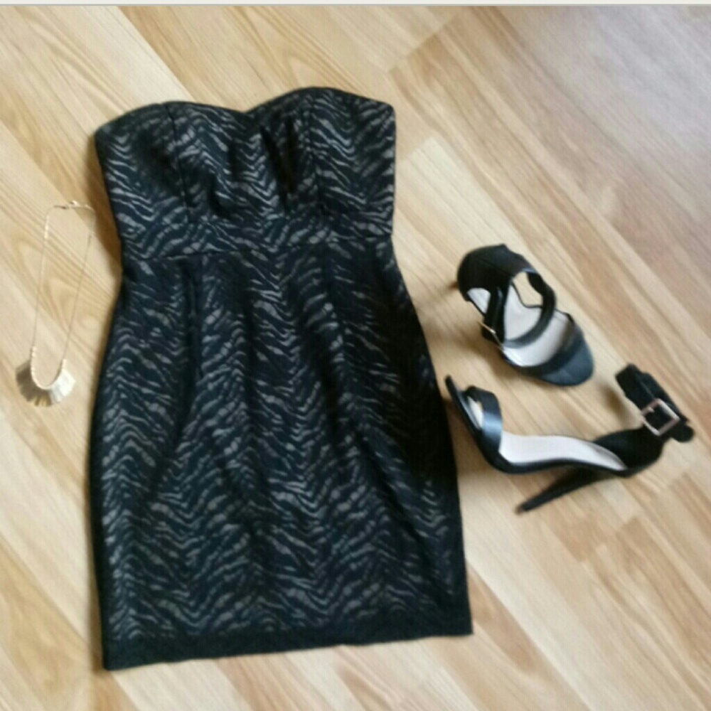 Size Medium. STRETCHY black w nude underlay dress