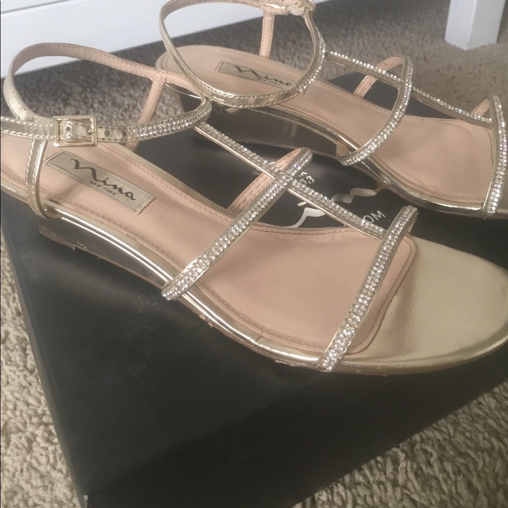 Nina Floria Gold Sandals Size 8.5 M