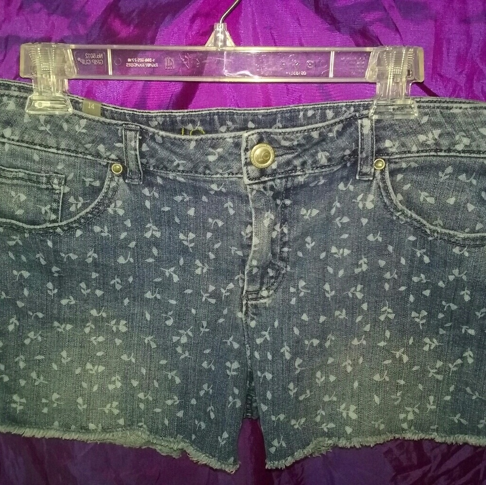 Rose Print Shorts