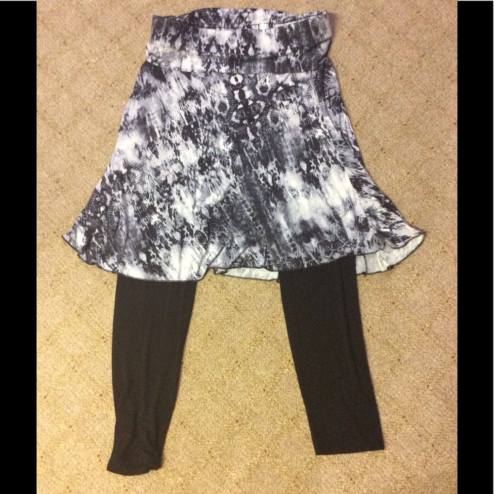 Legacy Skirt/Leggings ❤️😘❤️