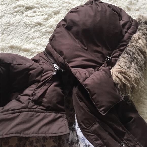 Brown Eddie Bauer down jacket - Picture 4 of 4