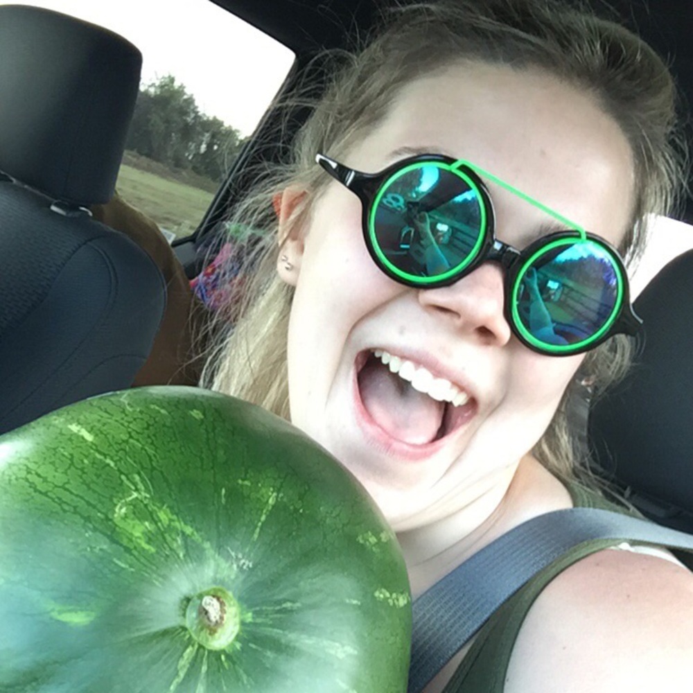 Meet your Posher, Julie