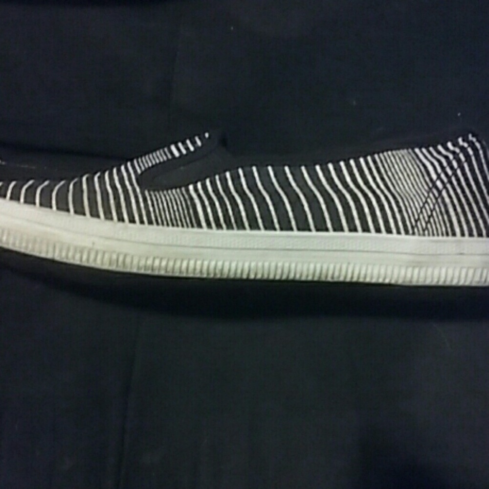 Shoes - Picture 3 of 3