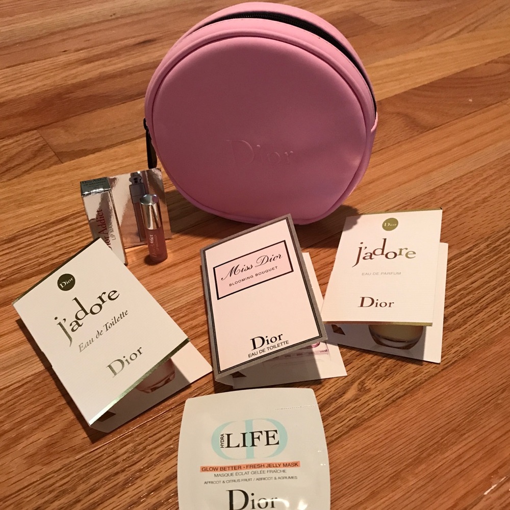 Dior Round Pink Makeup Bag 🌸 from Sephora (GWP) So Very Lovely 🌸