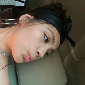 Meet your Posher, Yelitza