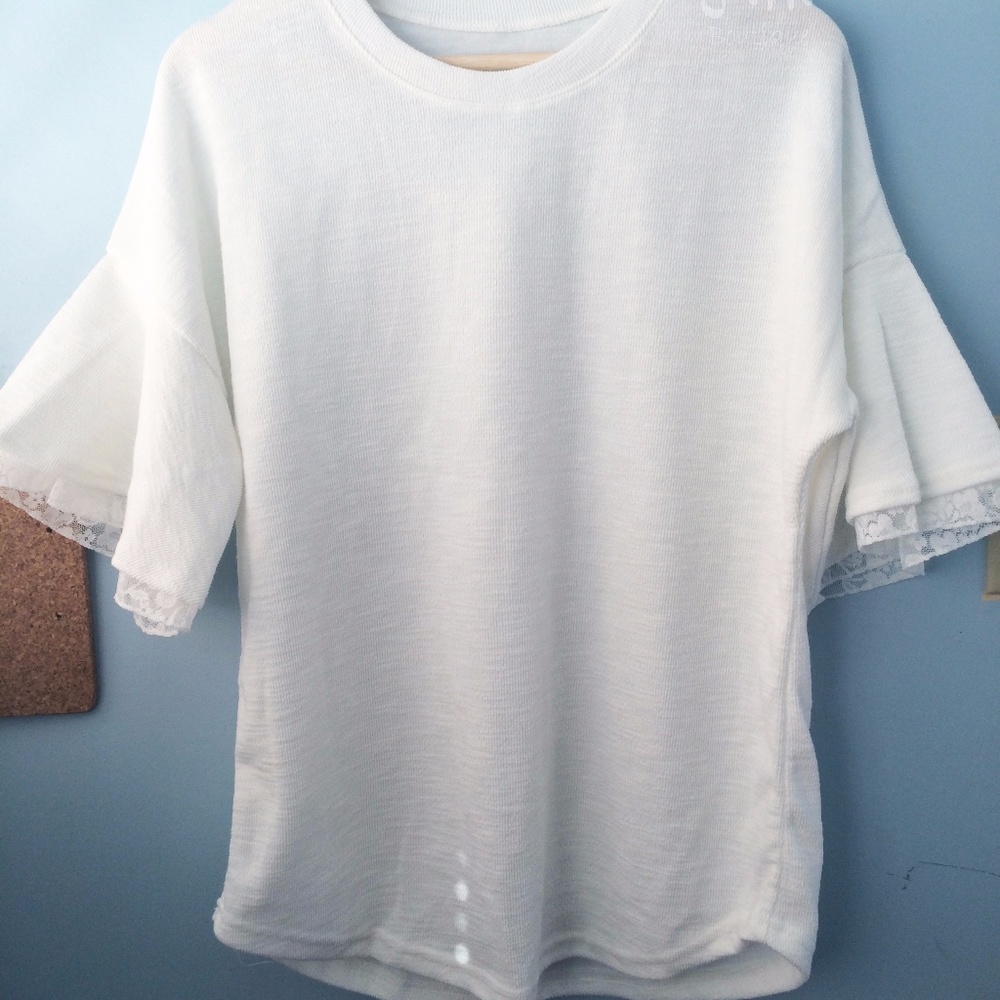 Top with Ruffled Sleeves