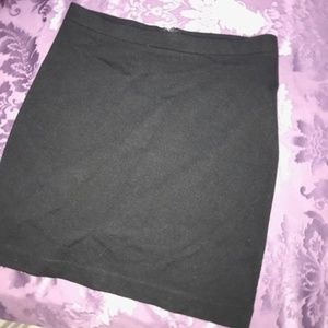 black bodycon skirt