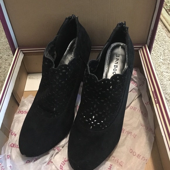 Bamboo black heeled booties. Size 8.5, EUC - Picture 1 of 5