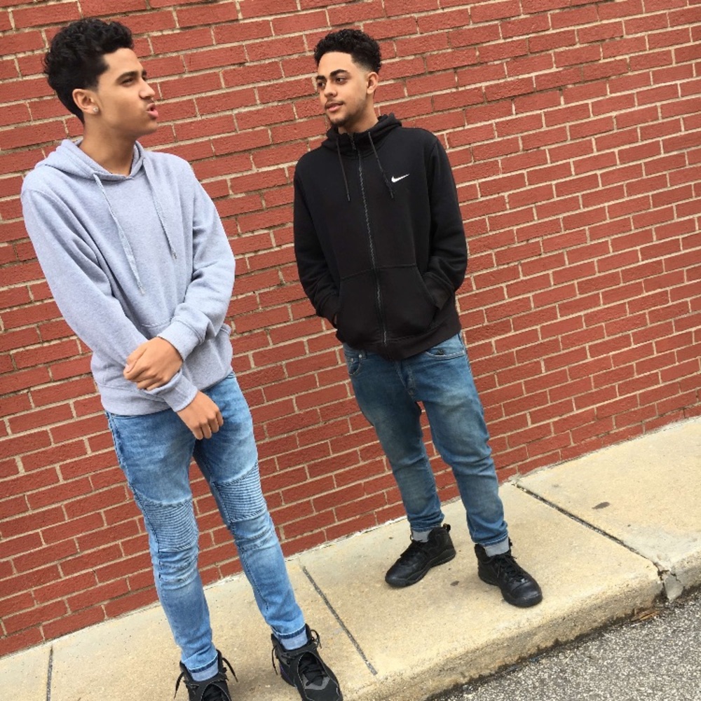 Meet your Posher, Victor