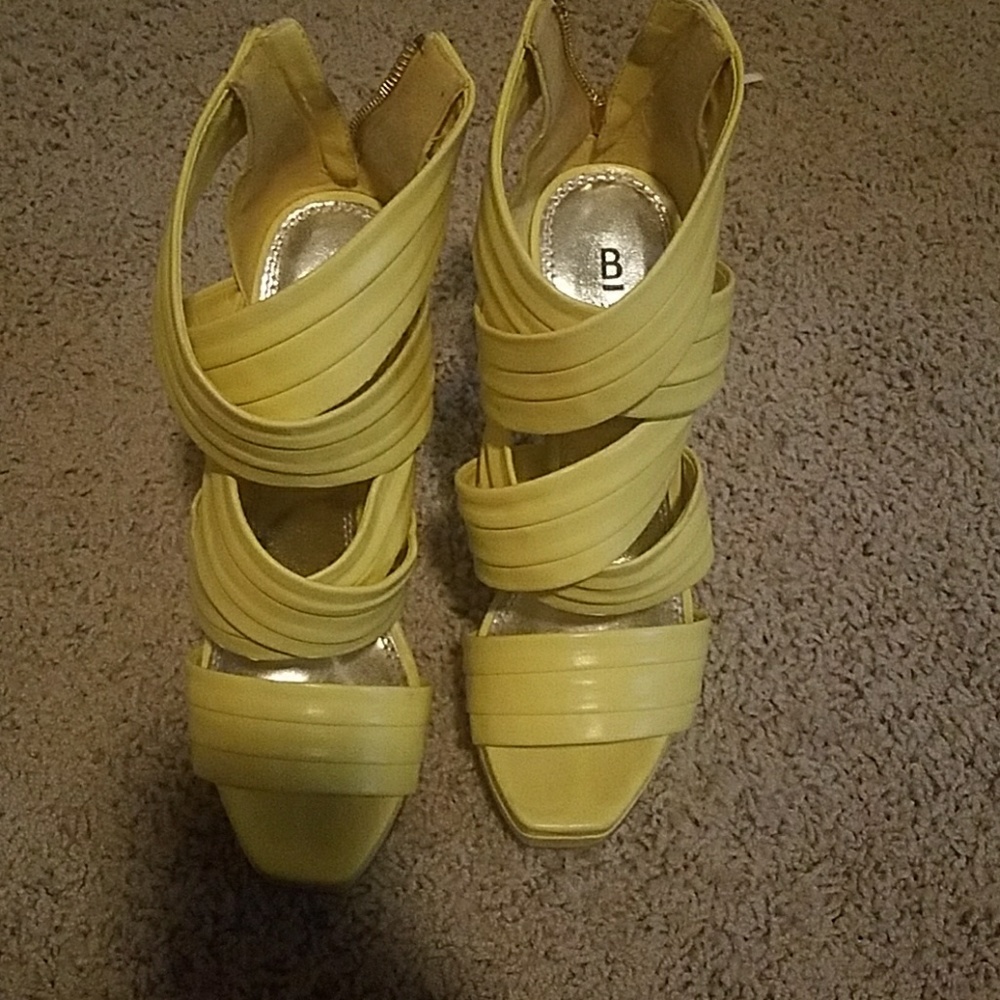 Womwn shoes
