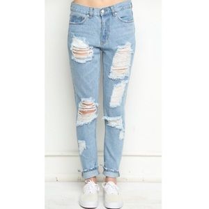 Brandy Melville Boyfriend Jeans