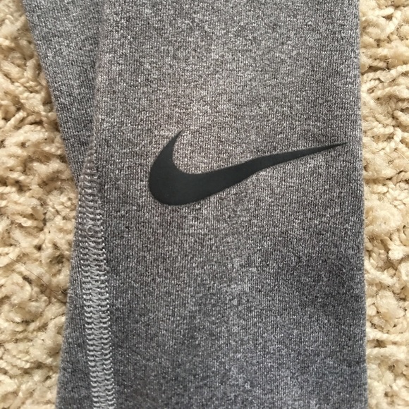 Grey  Full Length Nike Pros - Picture 2 of 3