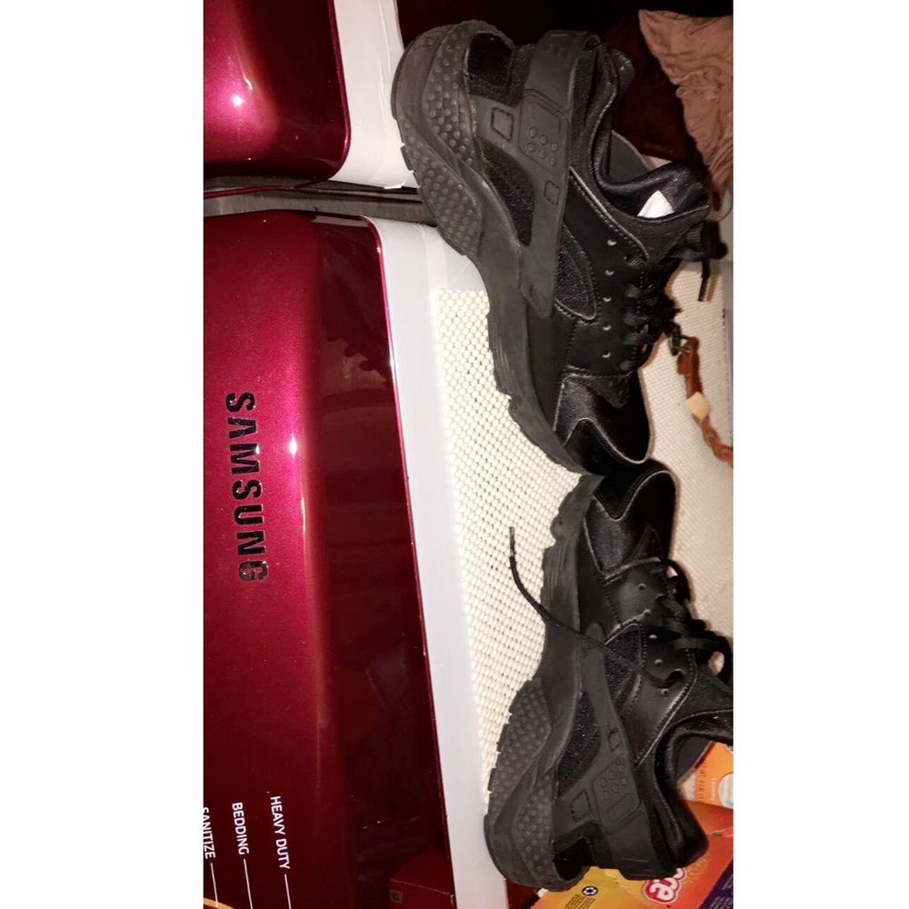 All black Huaraches!