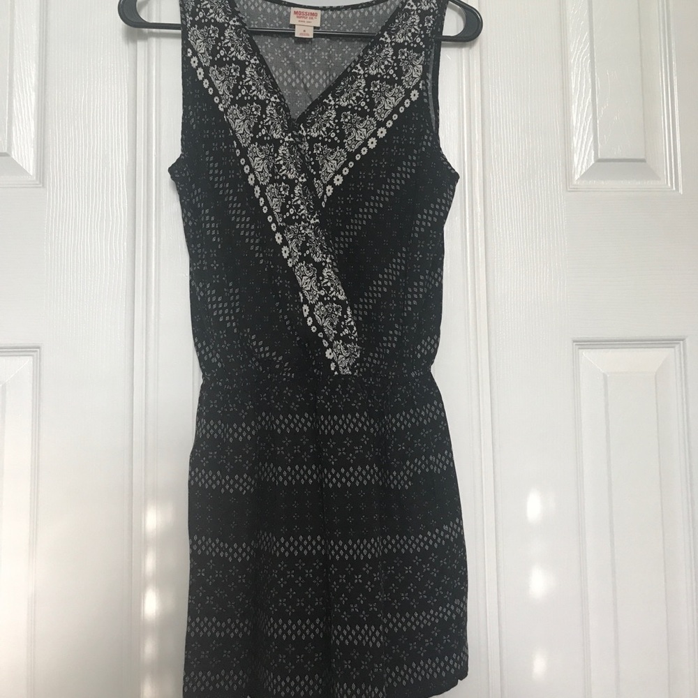 Black patterned romper