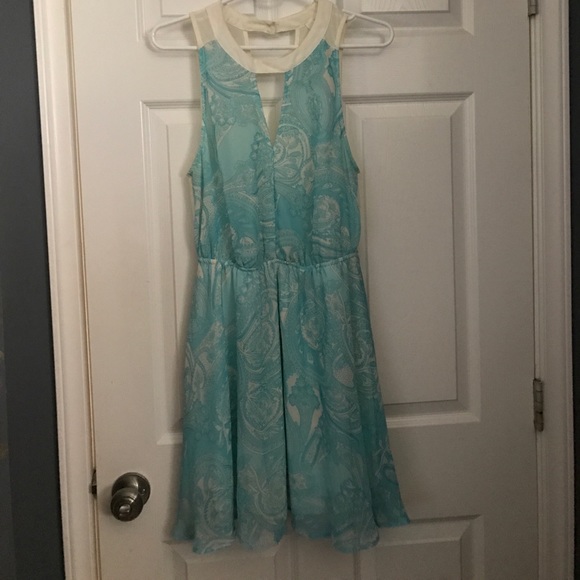 Blue & white dress - Picture 1 of 2