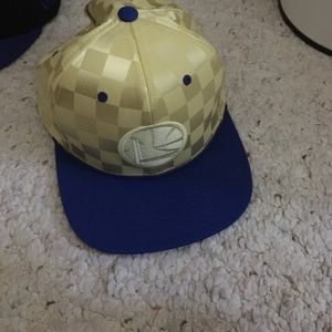 Golden state warriors snap back hat