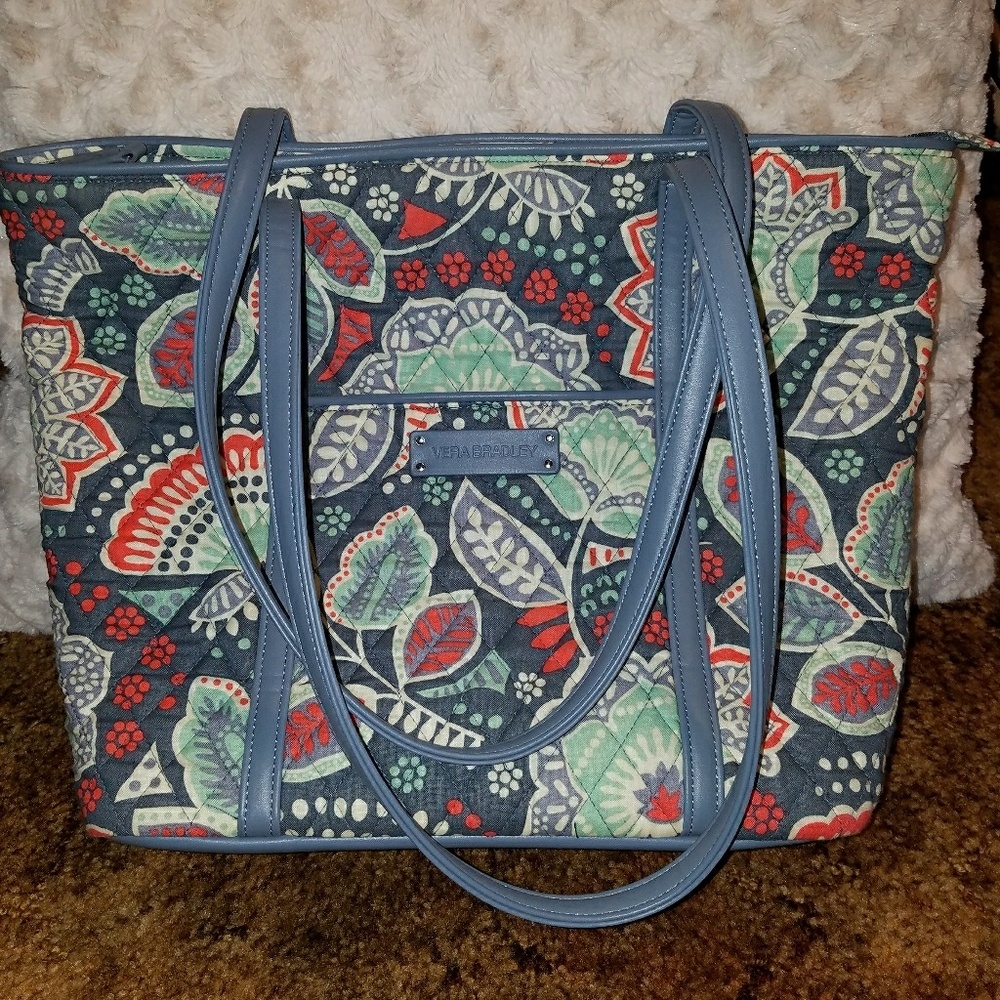 NWOT Vera Bradley tote and wallet
