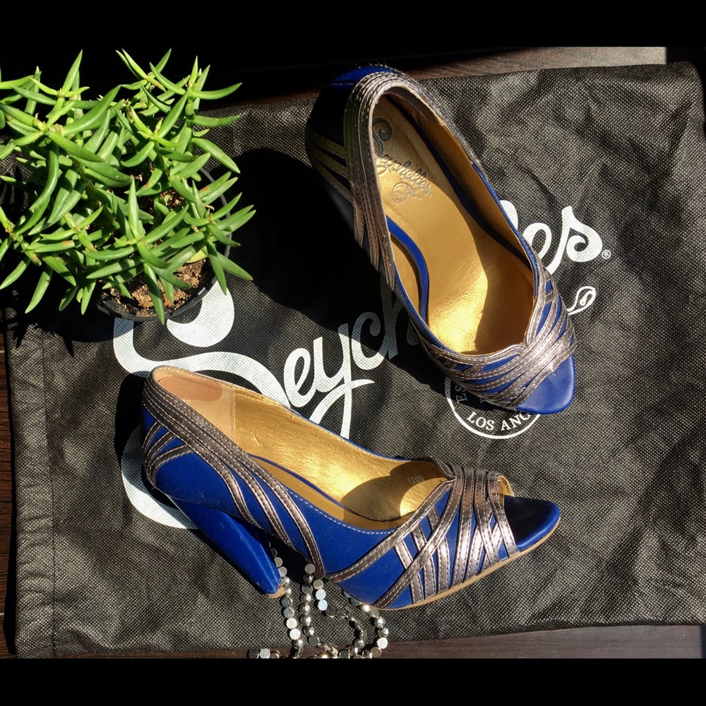 Seychelles Blue heels - vintage style