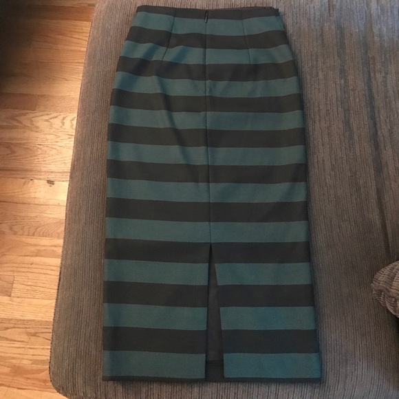 Long striped pencil skirt - Picture 2 of 8