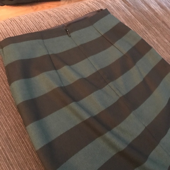 Long striped pencil skirt - Picture 3 of 8