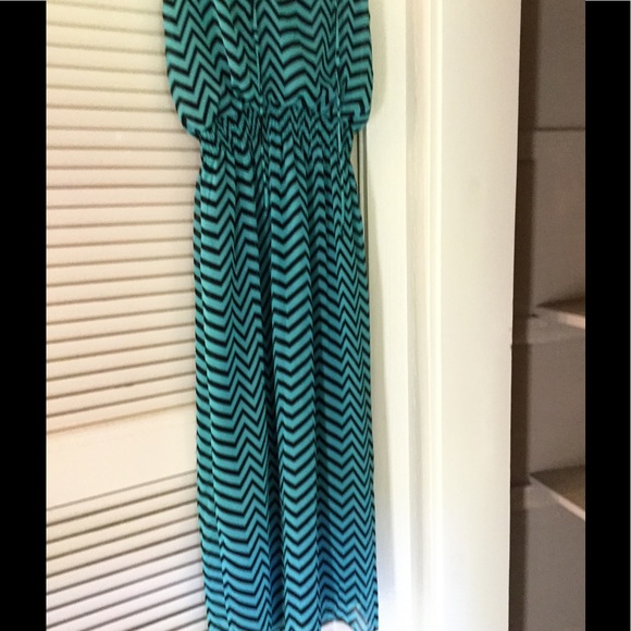New Chevron Maxi Dress - Picture 2 of 3