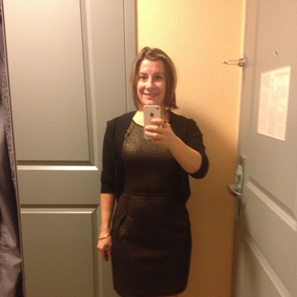 Meet your Posher, Adrianne