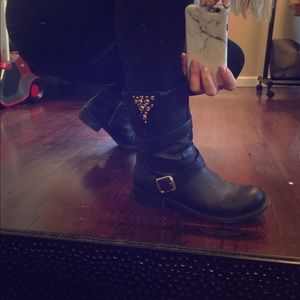 Chic gold detail biker boots