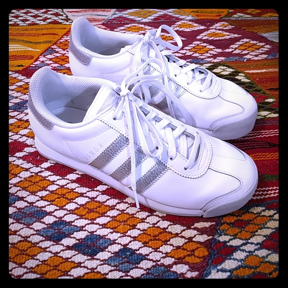 White/silver Adidas Samoa (Women Size 8)