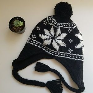 Black and White Snow Hat