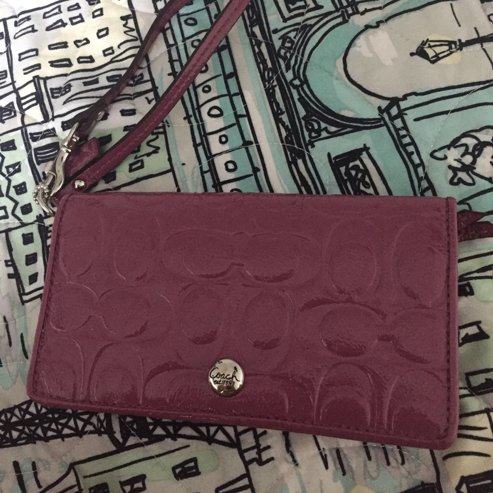 Pink coach wallet FLASH SALE ⚡️