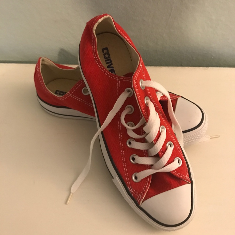 CONVERSE CHUCK TAYLOR ALL STAR LOW TOPS