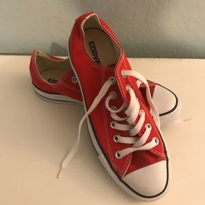 CONVERSE CHUCK TAYLOR ALL STAR LOW TOPS