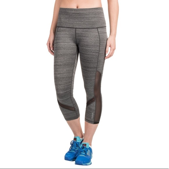Reebok Pants - Reebok Capri workout leggings