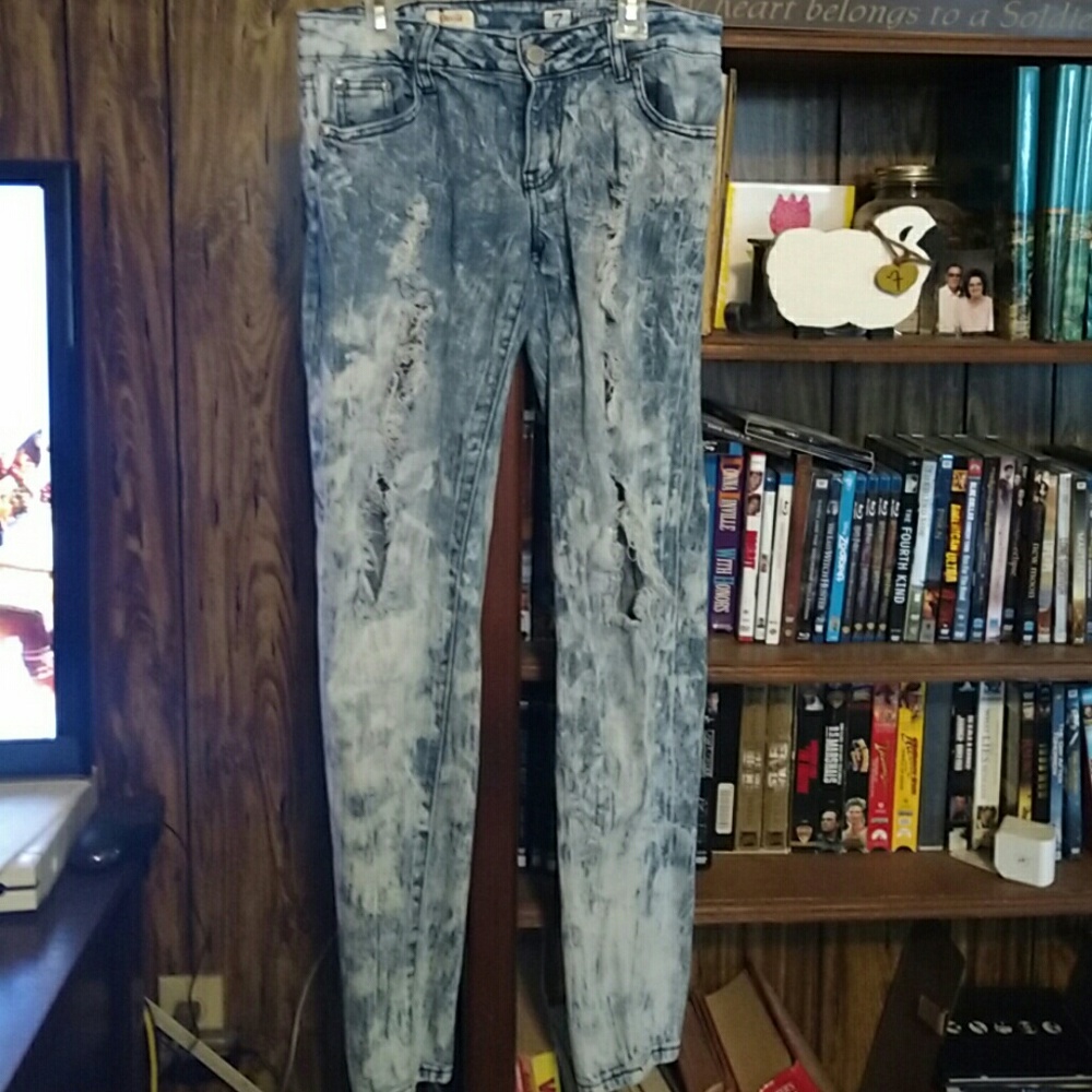Ripped jeans