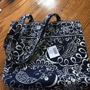 NWT Vera Bradley Tote.  Twirly Bird-navy.