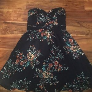 Kimchi Blue strapless dress