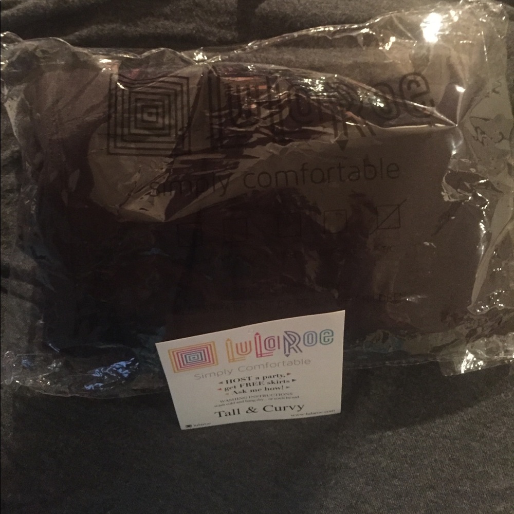 Lularoe Solid Black TC Leggings