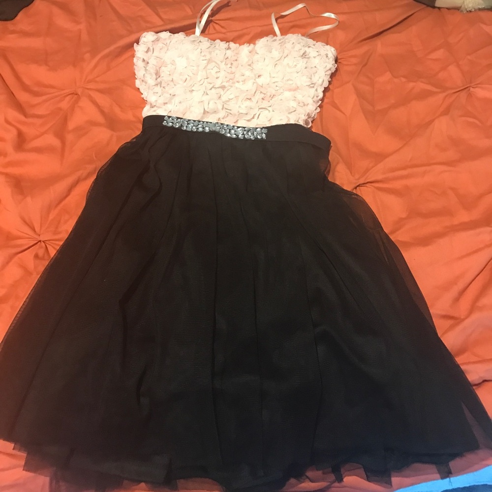Strapless dress
