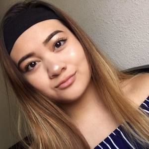 Meet your Posher, Desiree
