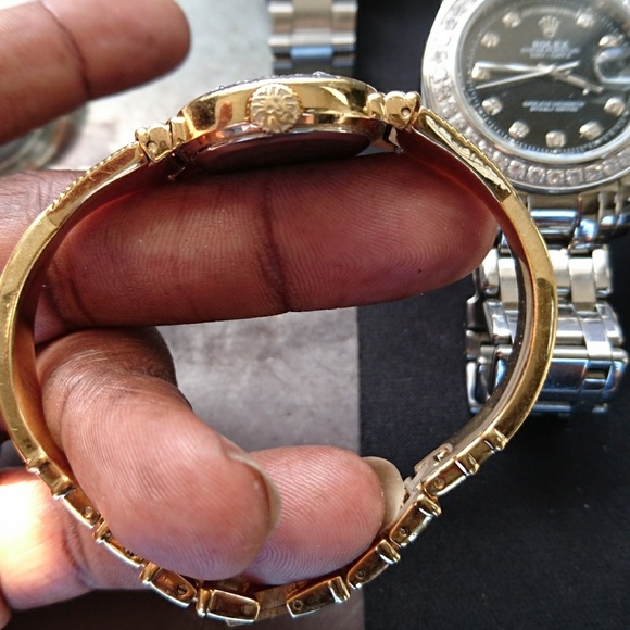 Watches - Picture 4 of 7