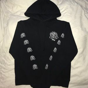 OBEY ROSE SWEATSHIRT SIZE SMALL