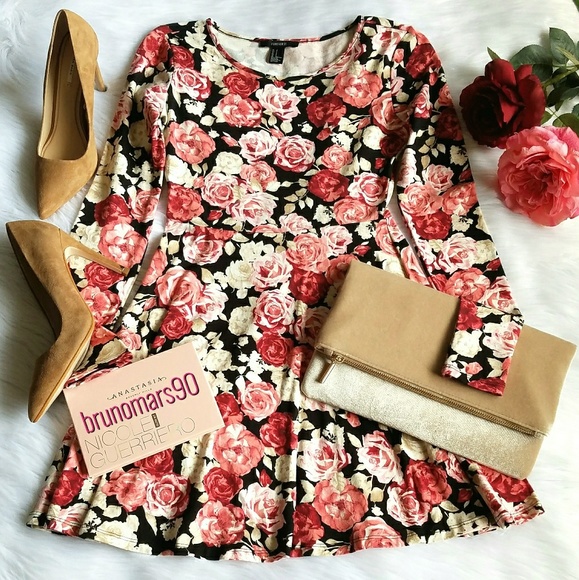 Forever 21 Dresses & Skirts - 🎉HP🎉 Pink Rosebud Skater Dress