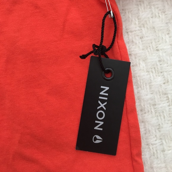 Men's Nixon T-shirt - Picture 3 of 3