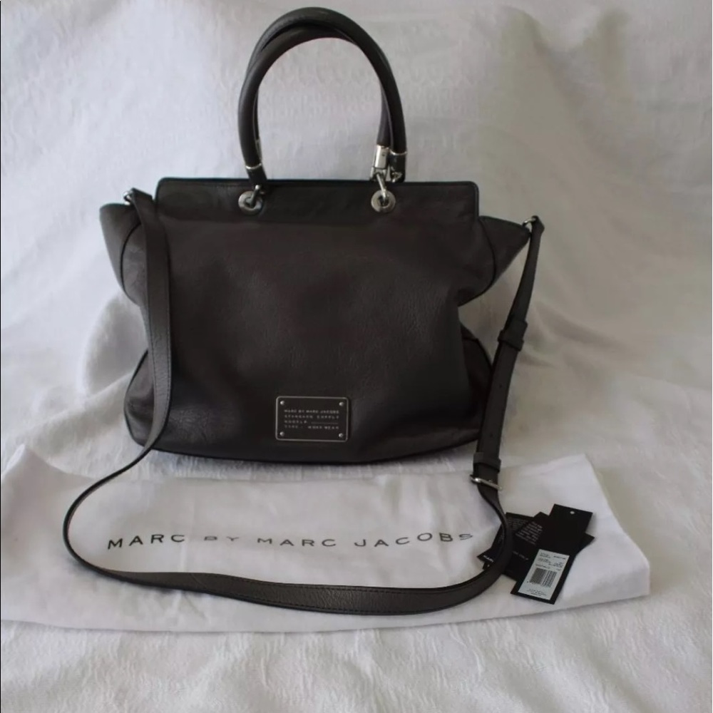 Marc Jacobs Bentley Too Hot to Handle