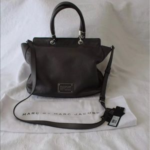 Marc Jacobs Bentley Too Hot to Handle